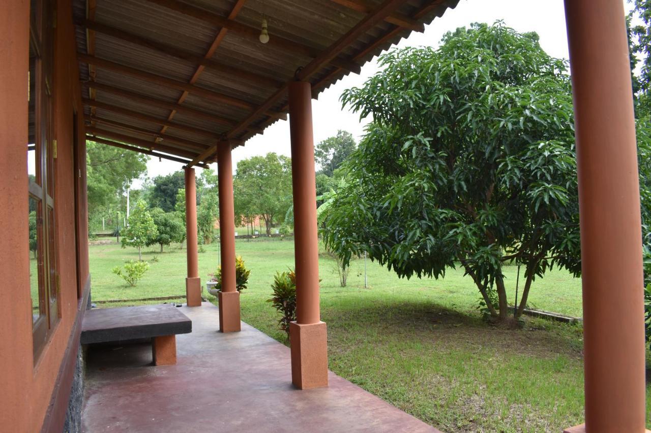 Nil Bawana Nature Resort Udawalawe Exterior foto