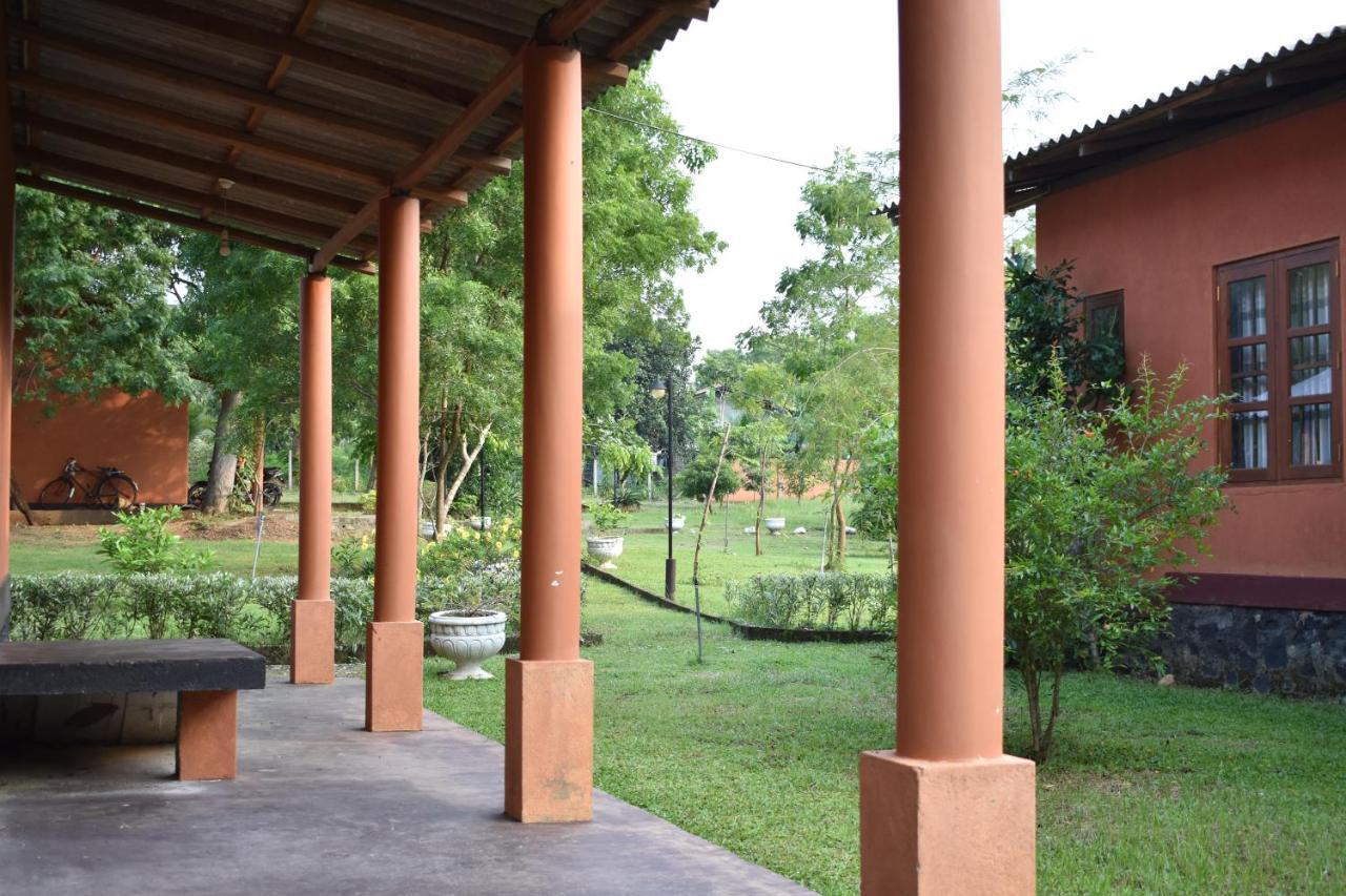 Nil Bawana Nature Resort Udawalawe Exterior foto